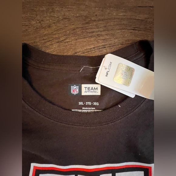 Cleveland Browns Adult 3XL NFL football T-shirt! New with tags! - Picture 4 of 7